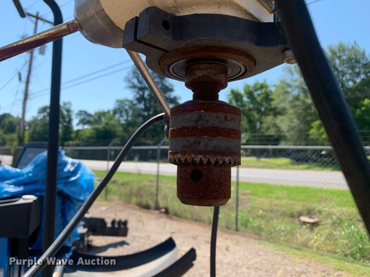 image for item LH9725 2011 Shop Fox W1680 17