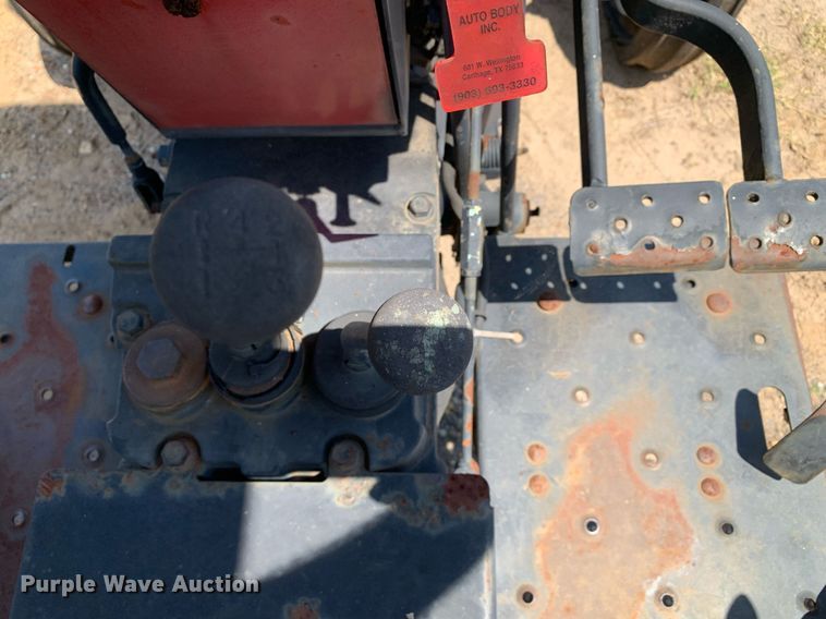 image for item LH9727 2002 Massey Ferguson 451  tractor