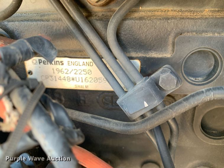 image for item LH9727 2002 Massey Ferguson 451  tractor