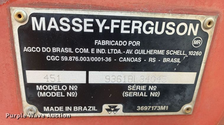 image for item LH9727 2002 Massey Ferguson 451  tractor