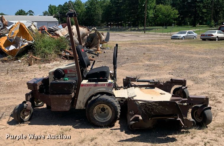 image for item LH9728 Grasshopper 725DT6  ZTR lawn mower