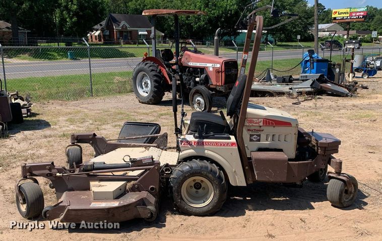 image for item LH9728 Grasshopper 725DT6  ZTR lawn mower