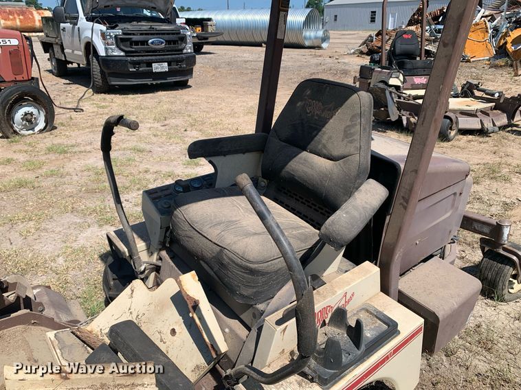 image for item LH9729 Grasshopper 928D  ZTR lawn mower