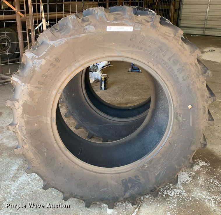 image for item LH9732 (2) Firestone 16.9-30 tires