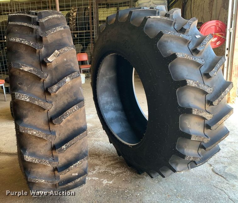 image for item LH9732 (2) Firestone 16.9-30 tires