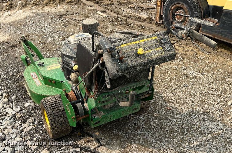 image for item LI9776 John Deere WG36A  lawn mower