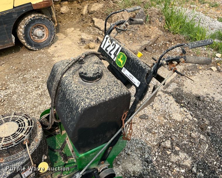 image for item LI9776 John Deere WG36A  lawn mower