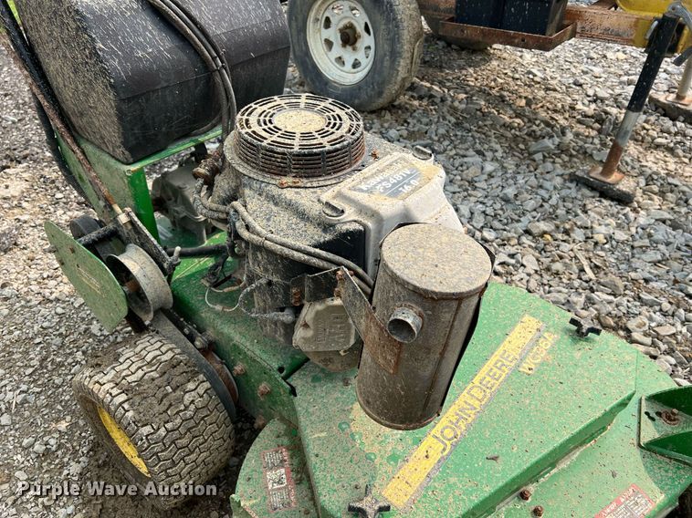 image for item LI9776 John Deere WG36A  lawn mower