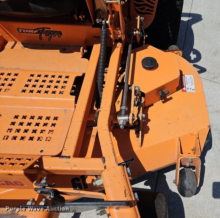 image for item LL9279 Scag Turf Tiger  ZTR lawn mower