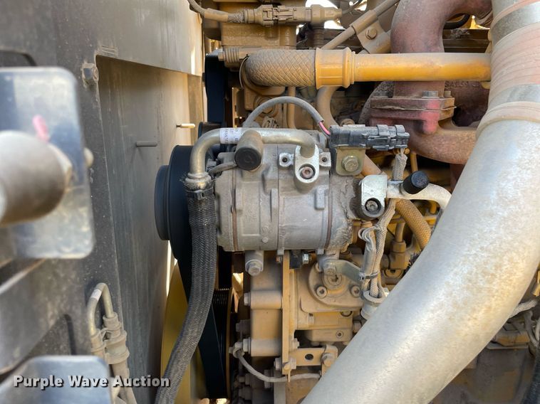 image for item LS9320 2013 John Deere 624K  wheel loader