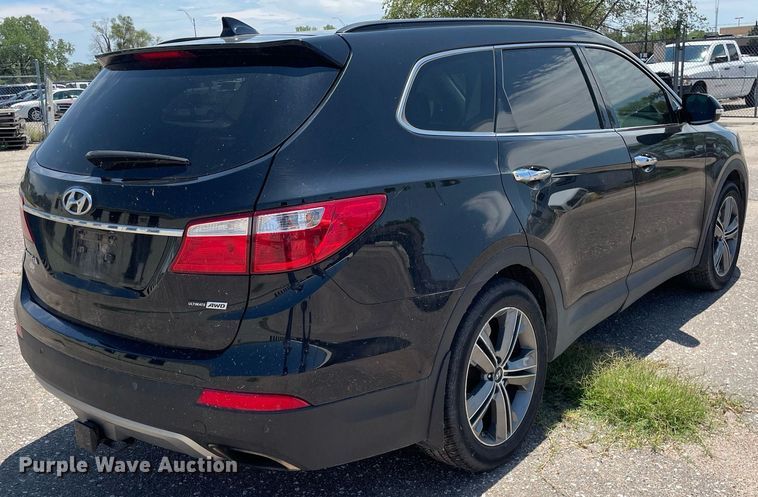 image for item LS9324 2015 Hyundai Santa Fe  SUV