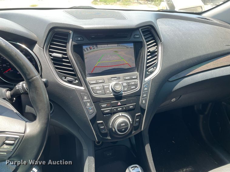 image for item LS9324 2015 Hyundai Santa Fe  SUV