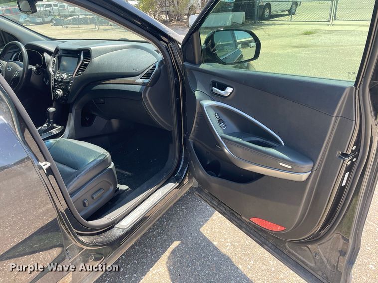 image for item LS9324 2015 Hyundai Santa Fe  SUV