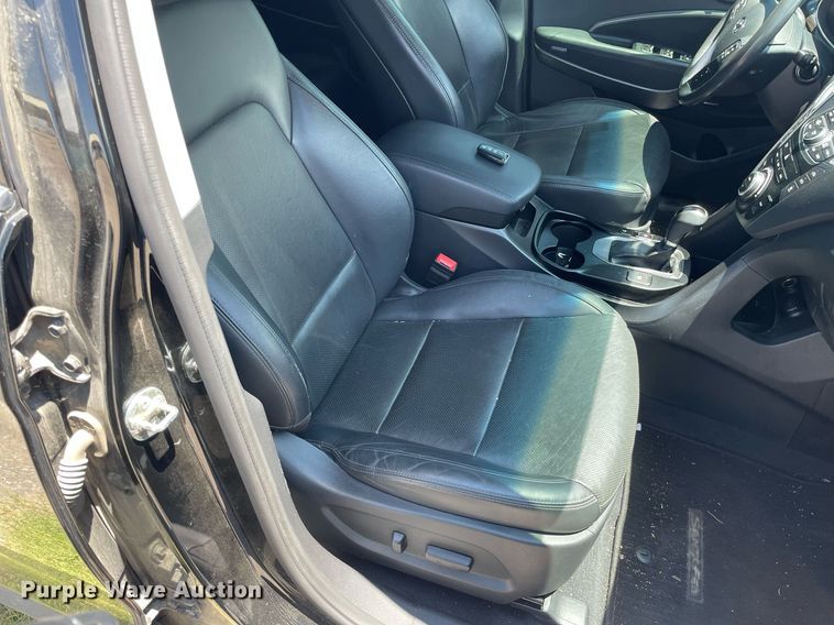 image for item LS9324 2015 Hyundai Santa Fe  SUV