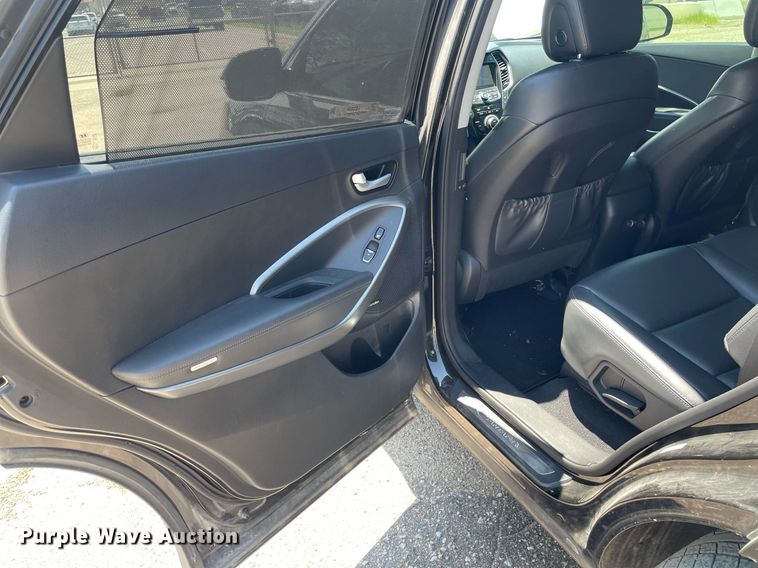 image for item LS9324 2015 Hyundai Santa Fe  SUV