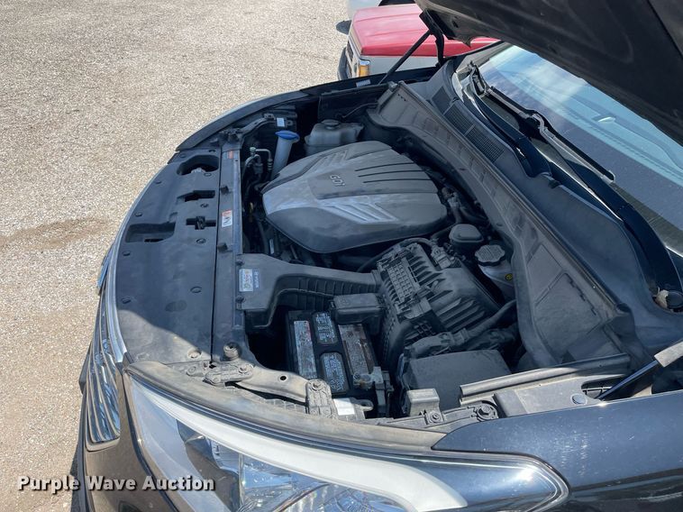 image for item LS9324 2015 Hyundai Santa Fe  SUV