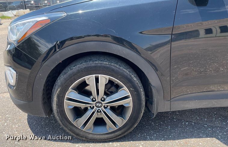 image for item LS9324 2015 Hyundai Santa Fe  SUV