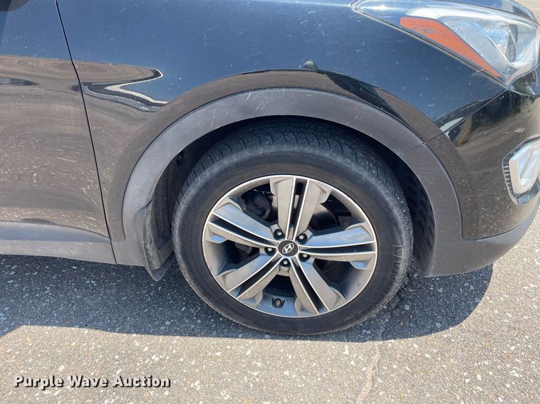 image for item LS9324 2015 Hyundai Santa Fe  SUV