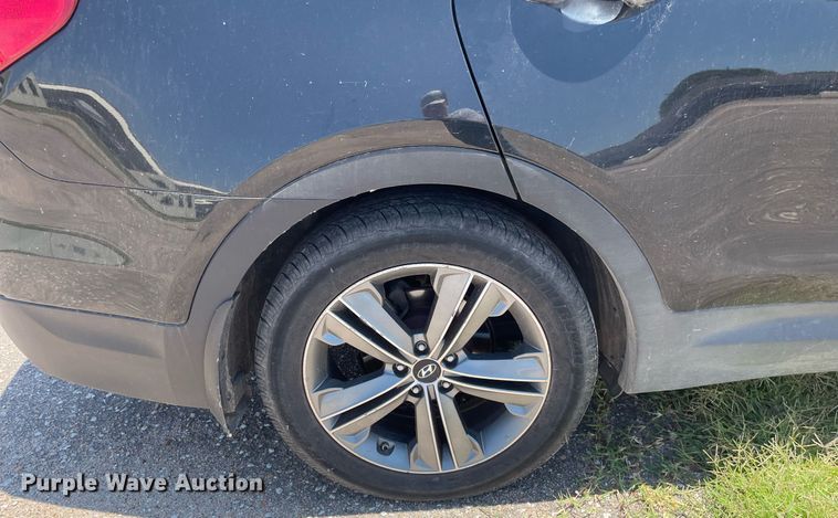 image for item LS9324 2015 Hyundai Santa Fe  SUV