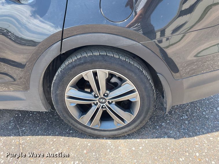 image for item LS9324 2015 Hyundai Santa Fe  SUV