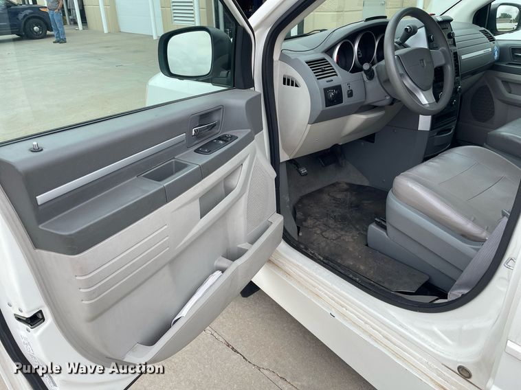 image for item LS9326 2010 Dodge Grand Caravan  handicap accessible van