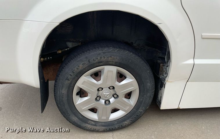 image for item LS9326 2010 Dodge Grand Caravan  handicap accessible van