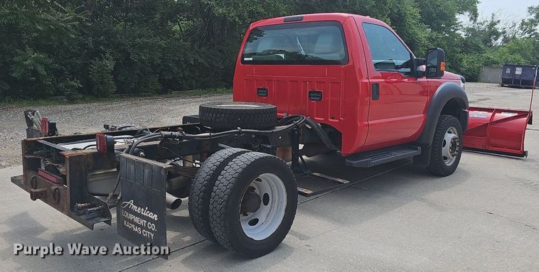 image for item LW9646 2015 Ford F550 Super Duty  truck cab and chassis