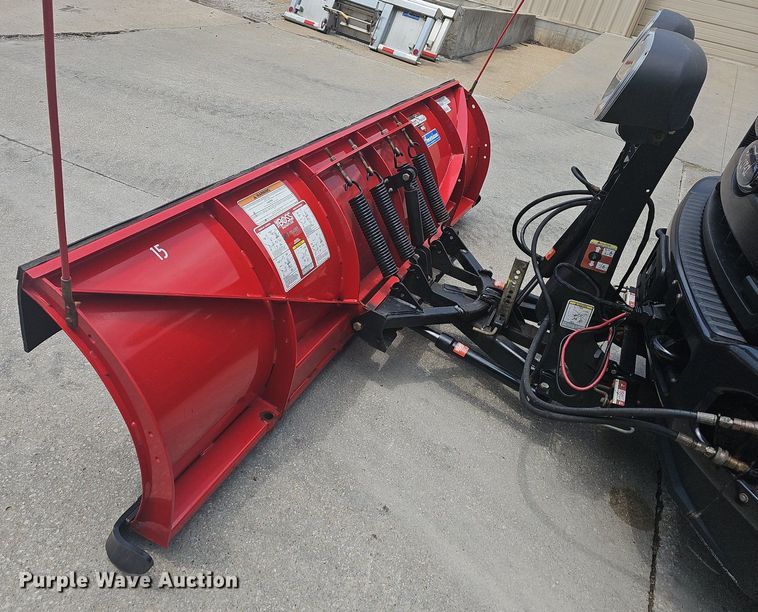 image for item LW9646 2015 Ford F550 Super Duty  truck cab and chassis