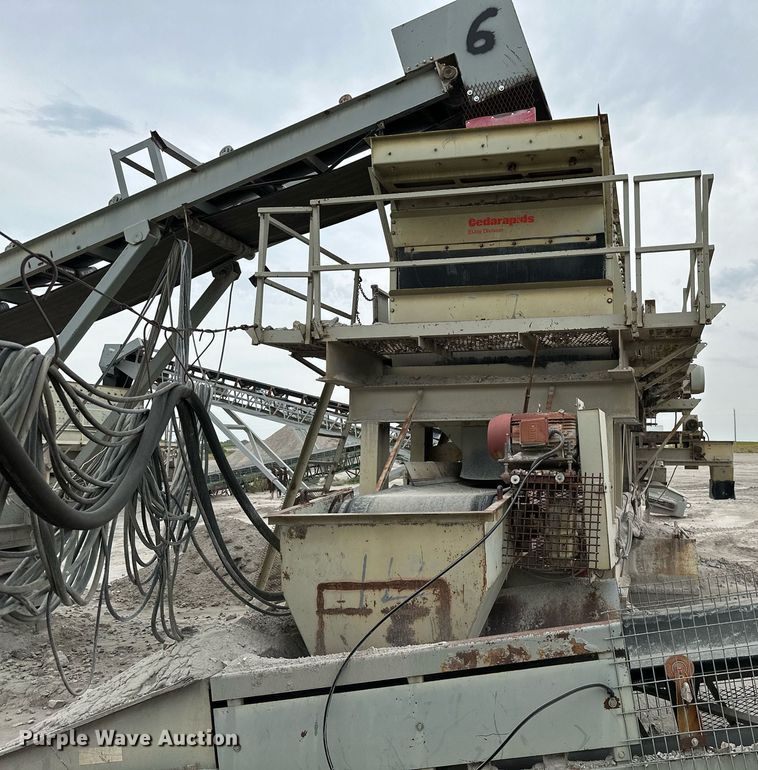image for item MB9638 1994 Cedarapids CX20SCRSKD  crushing plant
