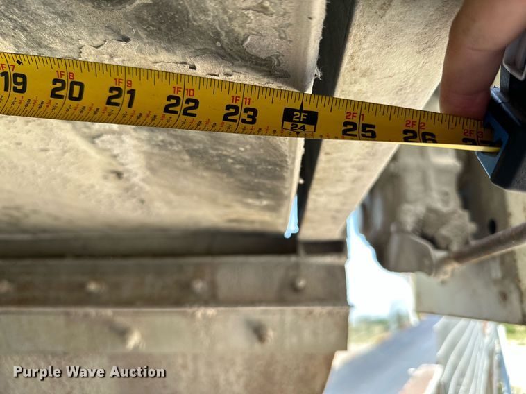 image for item MB9639 1995 Cedarapids  crusher