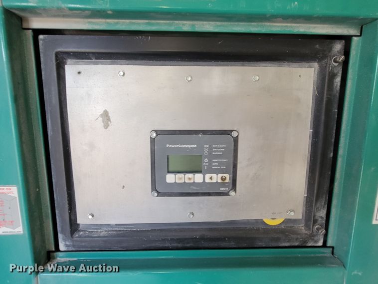 image for item MB9669 Onan 900DFJC  generator with 1978 Fruehauf dry van trailer