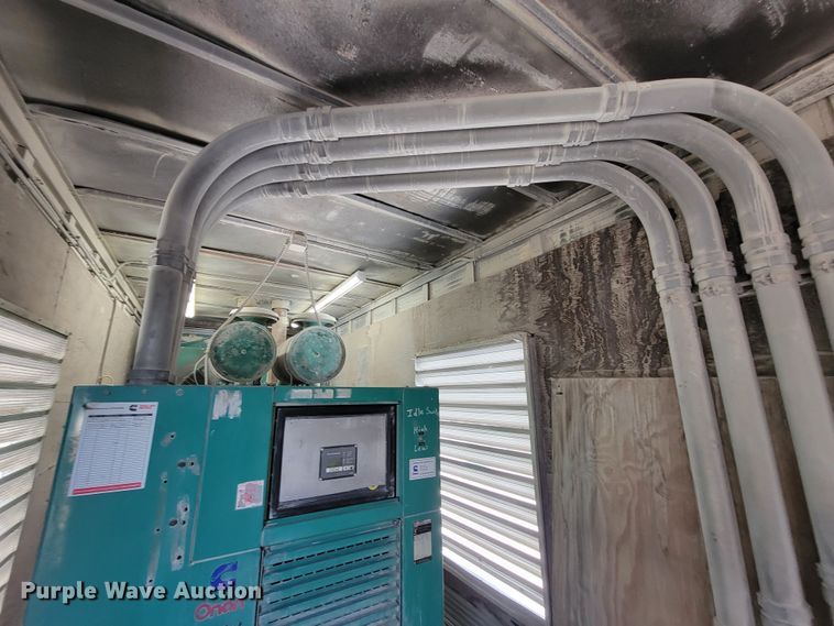 image for item MB9669 Onan 900DFJC  generator with 1978 Fruehauf dry van trailer