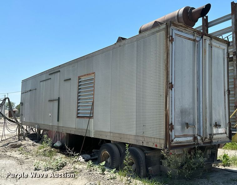 image for item MB9669 Onan 900DFJC  generator with 1978 Fruehauf dry van trailer