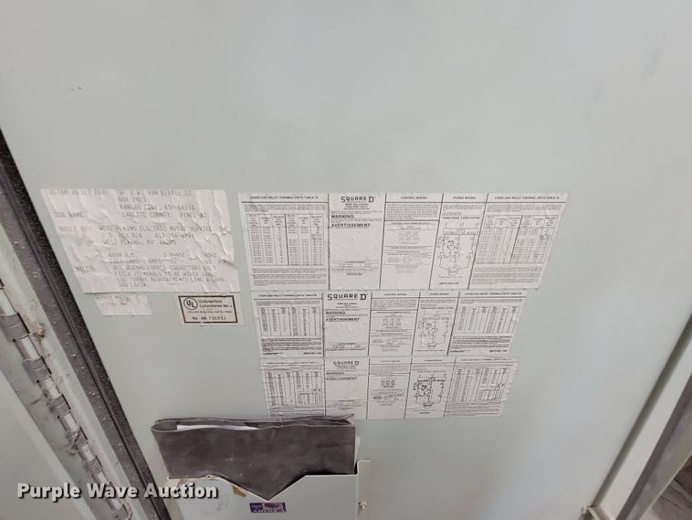 image for item MB9669 Onan 900DFJC  generator with 1978 Fruehauf dry van trailer