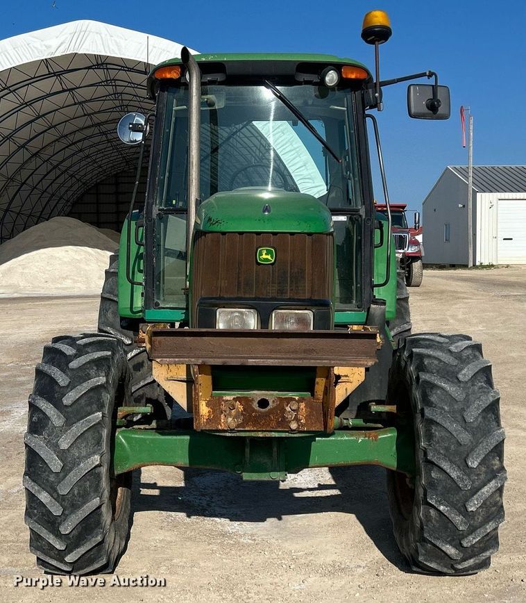 image for item MC9995 John Deere 6615  MFWD tractor