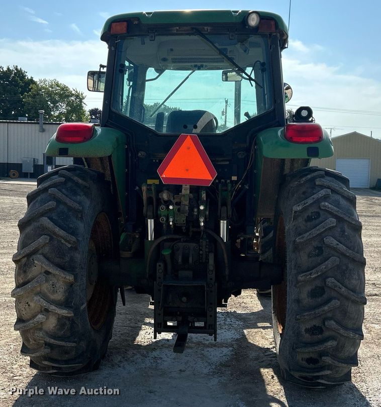 image for item MC9995 John Deere 6615  MFWD tractor