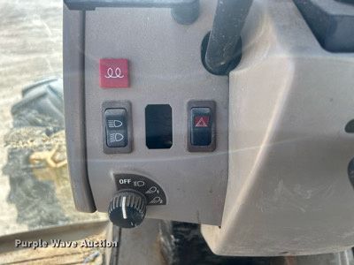 image for item MC9995 John Deere 6615  MFWD tractor