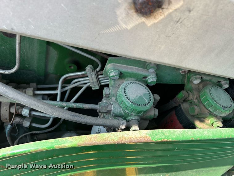 image for item MC9995 John Deere 6615  MFWD tractor