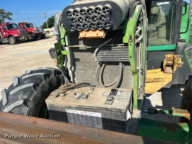 image for item MC9995 John Deere 6615  MFWD tractor