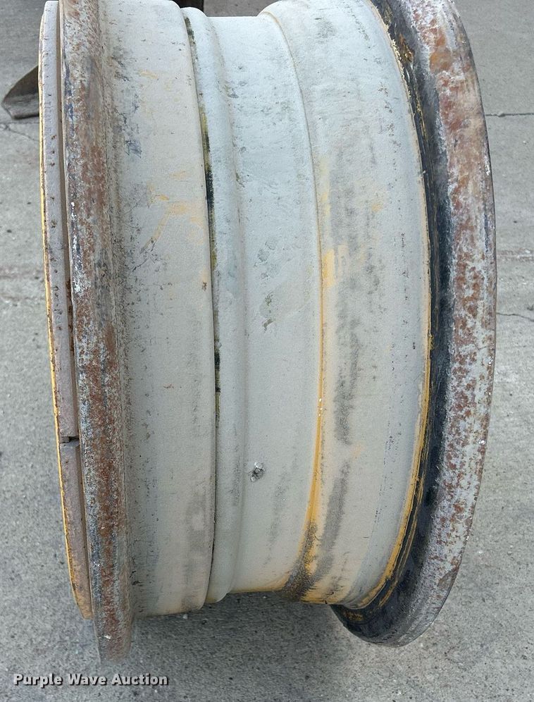 image for item MC9998 John Deere  24" wheel