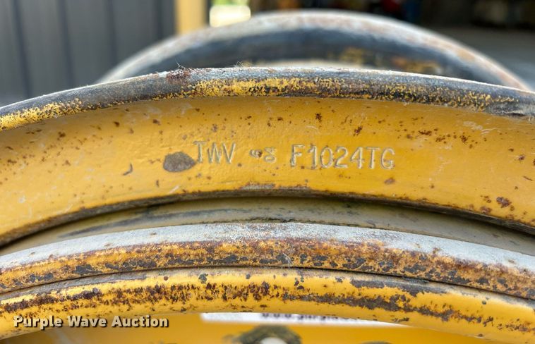 image for item MC9998 John Deere  24" wheel