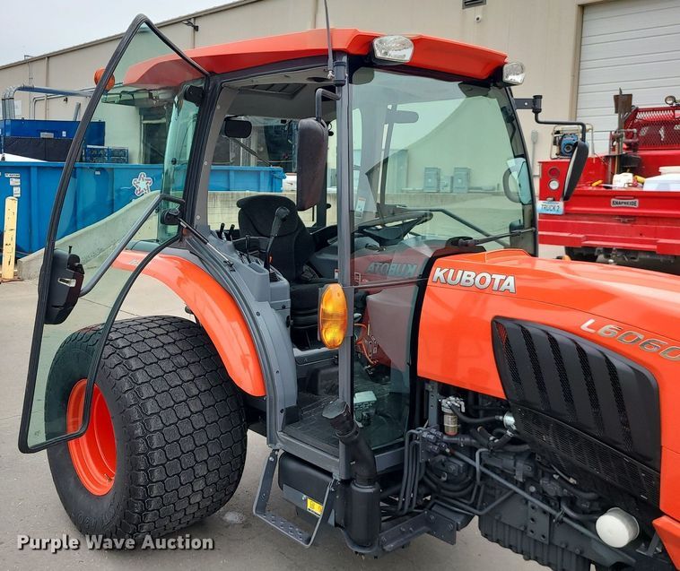 image for item MG9534 Kubota L6060  MFWD tractor