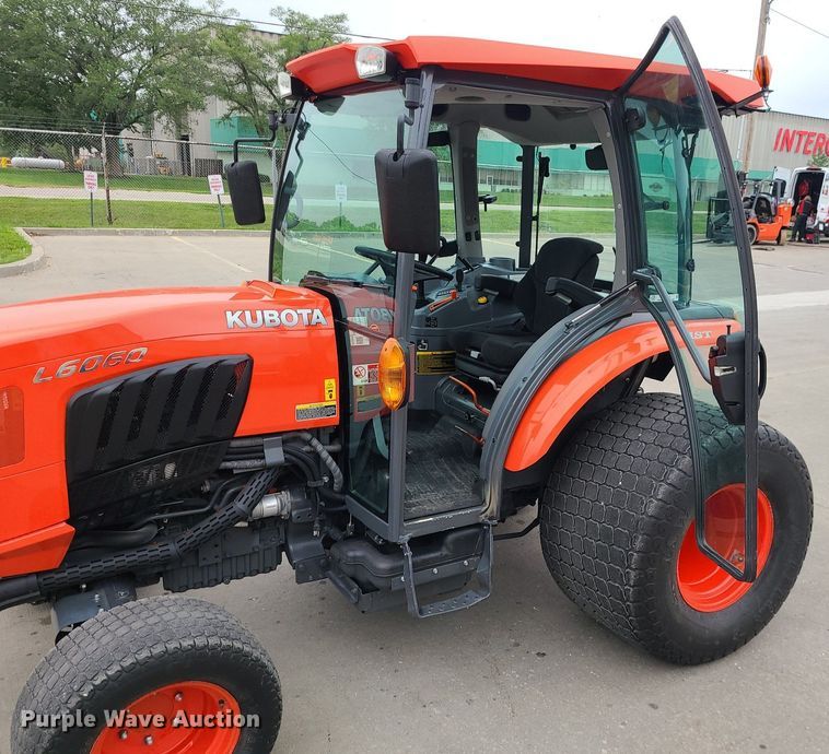 image for item MG9534 Kubota L6060  MFWD tractor