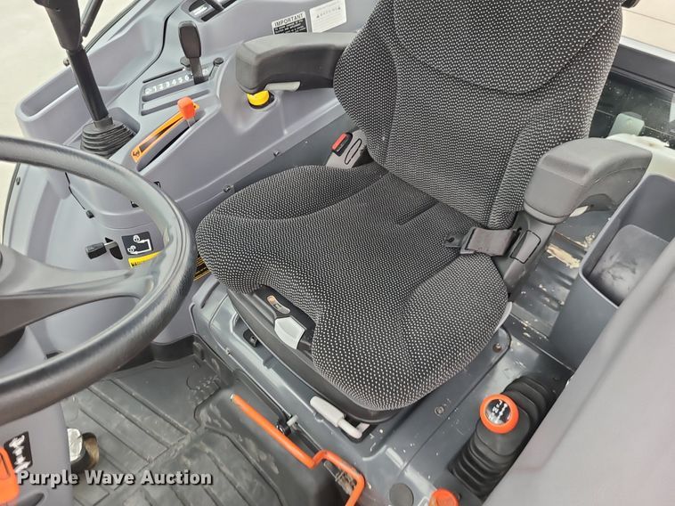 image for item MG9534 Kubota L6060  MFWD tractor