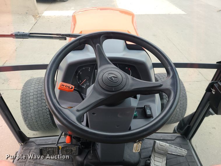 image for item MG9534 Kubota L6060  MFWD tractor