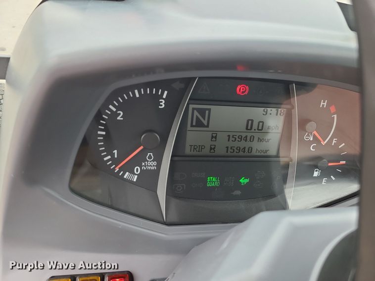 image for item MG9534 Kubota L6060  MFWD tractor