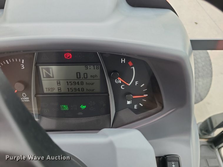 image for item MG9534 Kubota L6060  MFWD tractor