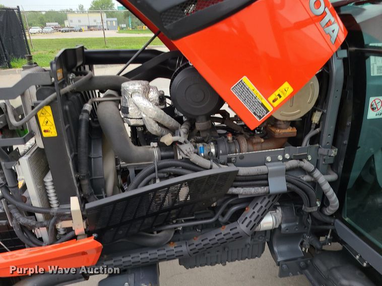 image for item MG9534 Kubota L6060  MFWD tractor