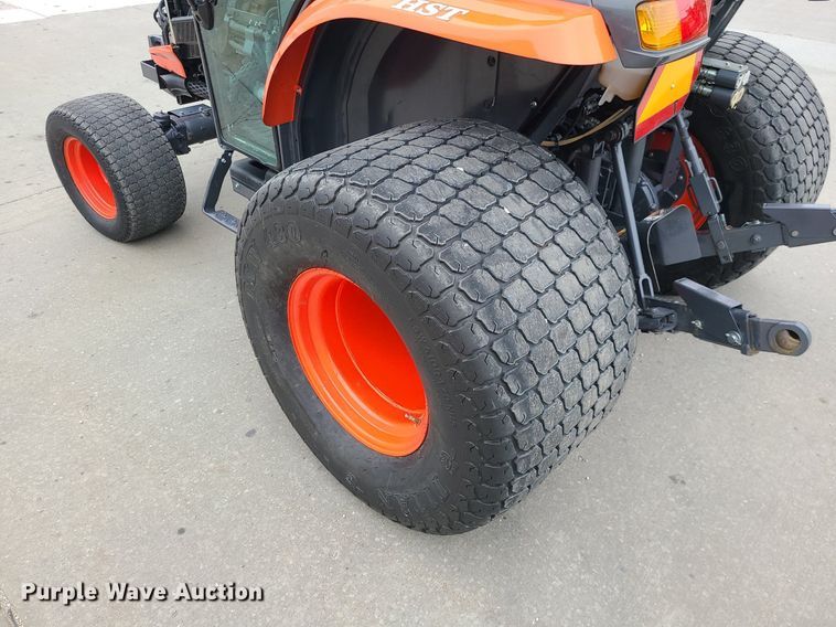 image for item MG9534 Kubota L6060  MFWD tractor