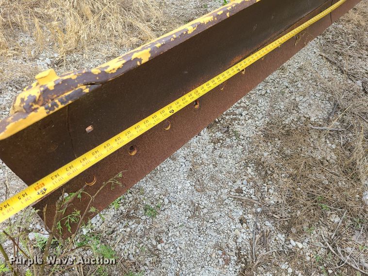 image for item MG9535 Caterpillar 112  rigid frame motor grader